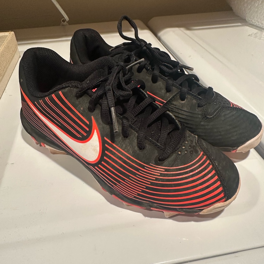 Nike Girl Softball Cleats